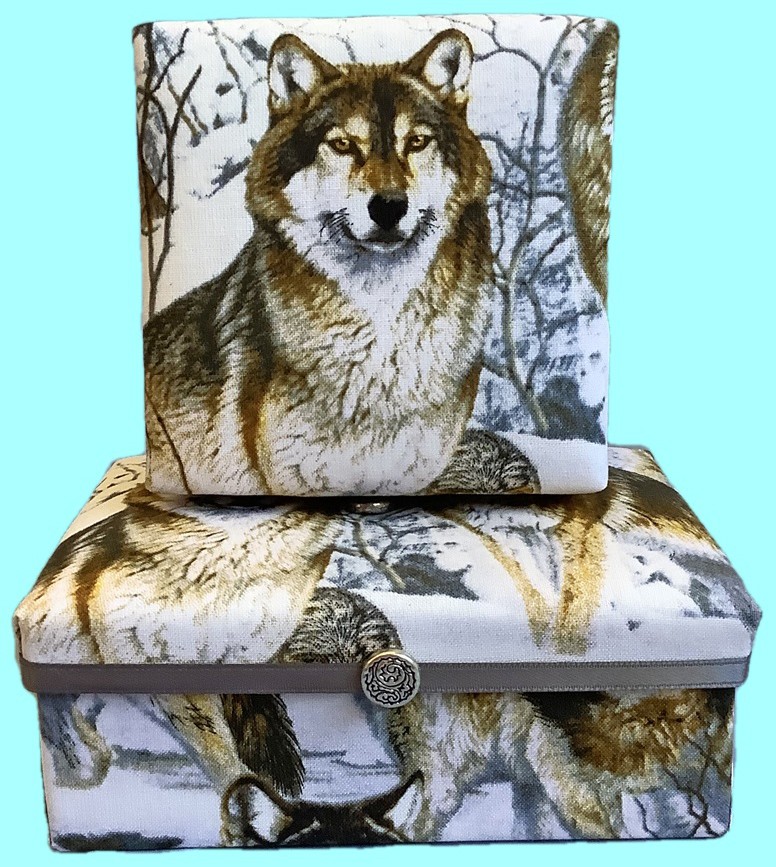 Wolf Pack in Winter Gift Box